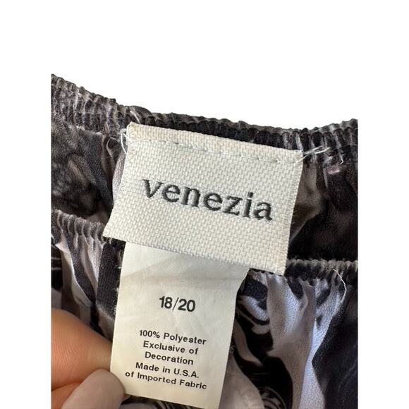 Venezia Black & White Semi-Sheer Long Sleeve Blouse Women's Size 18/20 - Picture 8 of 8